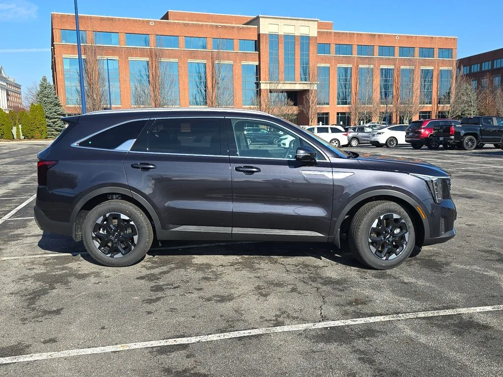 2026 Kia Sorento S - Photo 18