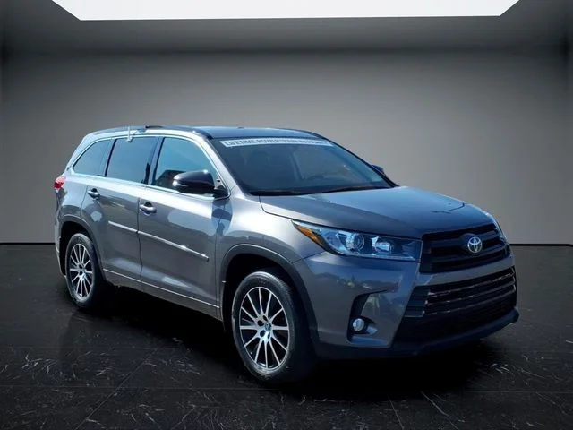 2018 Toyota Highlander SE 4x4 V6's photo