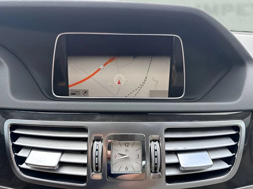 Used 2014  Mercedes-Benz E 250 BlueTEC® Luxury image 24