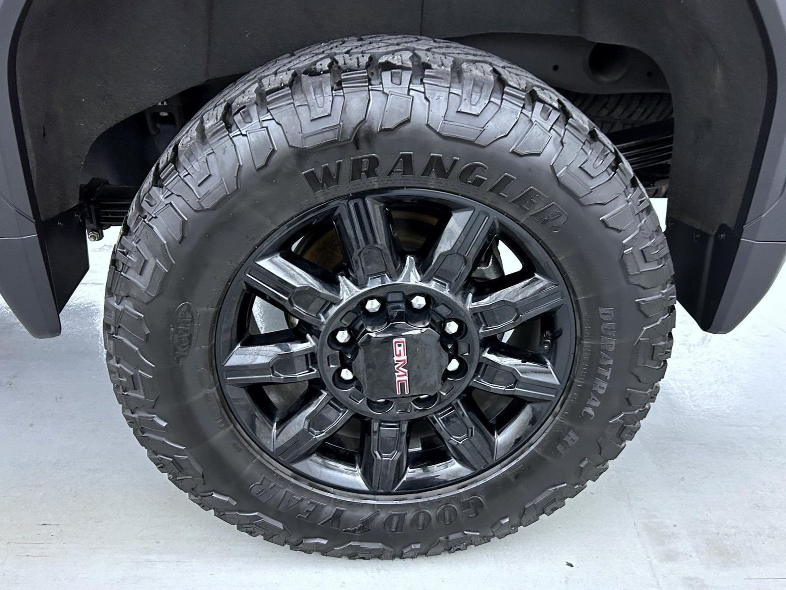 Used 2024 Red GMC AT4 image 24