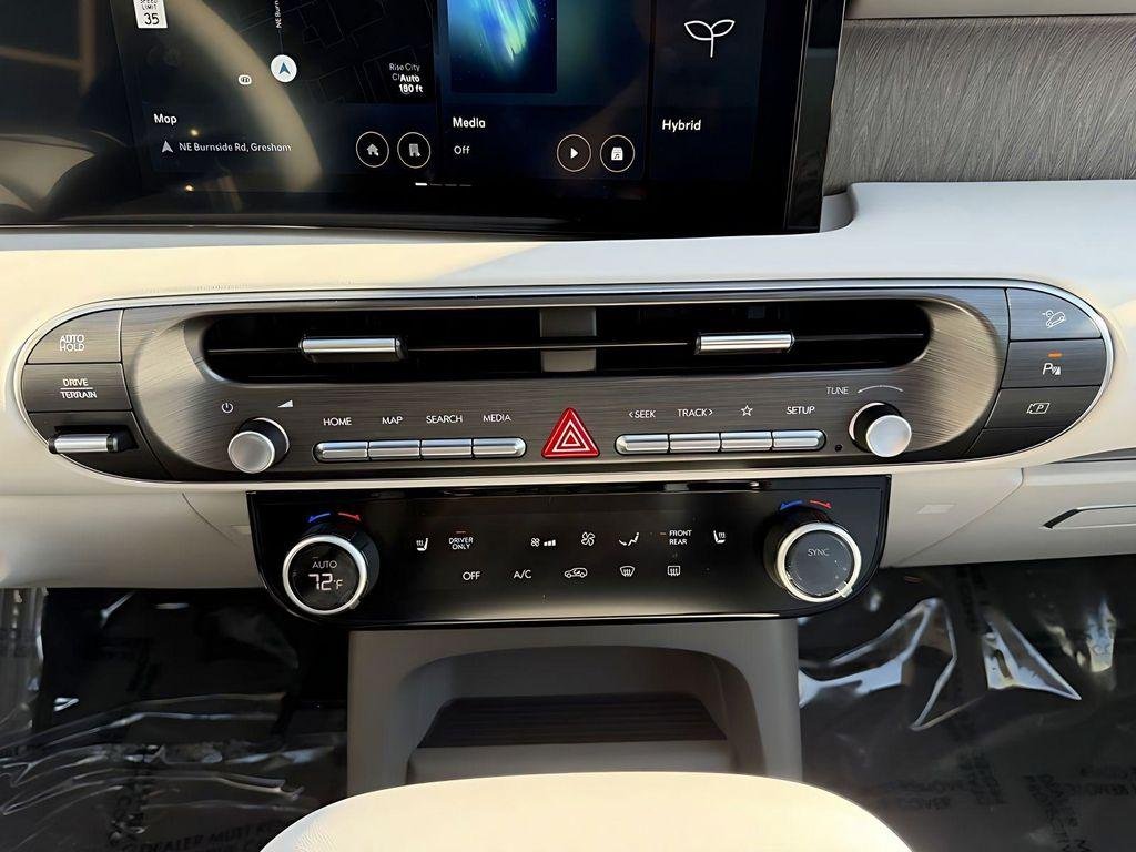 New 2026 Gray Hyundai SEL 7P image 22