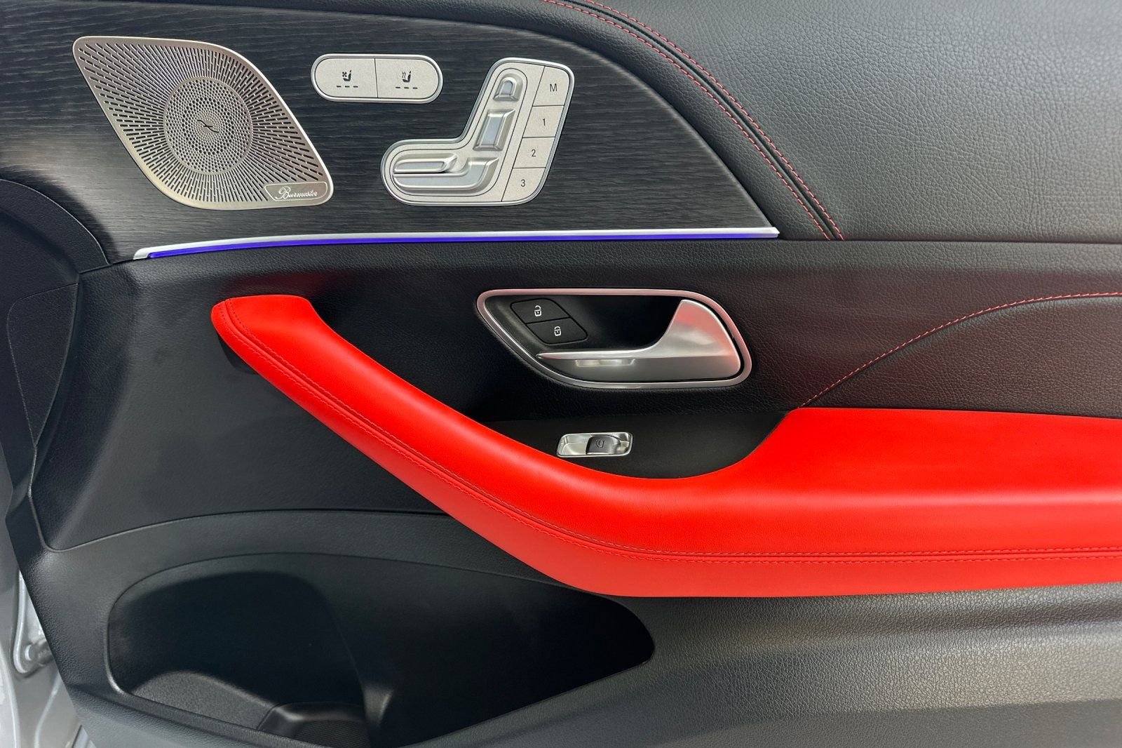 New 2026 MANUFAKTUR Alpine Grey Mercedes-Benz GLE 53 AMG® image 35