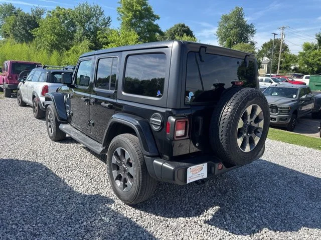 Used 2019 Black Jeep Unlimited Sahara image 3