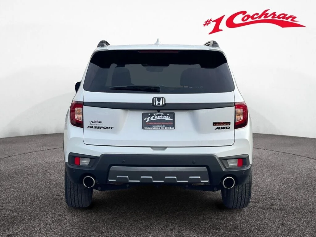 Certified Used 2023 Platinum White Pearl Honda TrailSport image 27