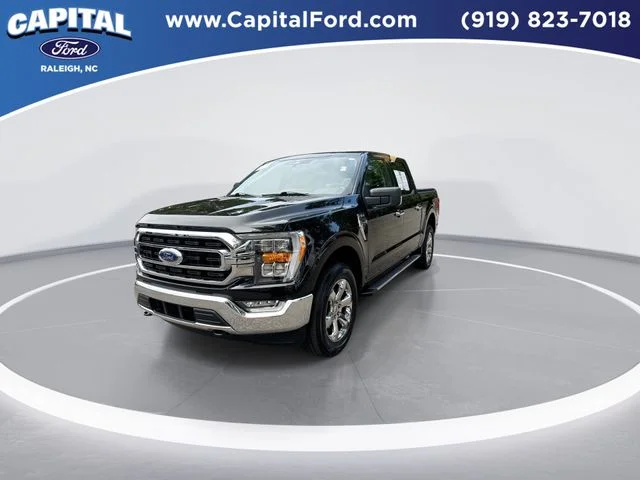 Used 2022 Black Ford XLT image 4