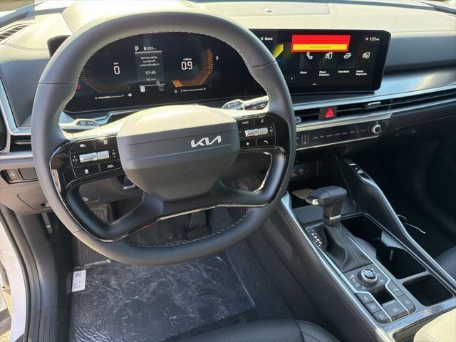New 2026 Glacial White Pearl Kia S image 16