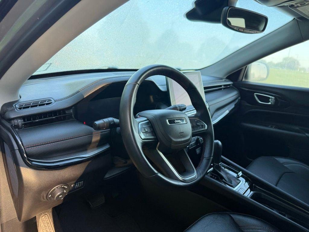Used 2022 Billet Silver Metallic Clearco Jeep Trailhawk image 4