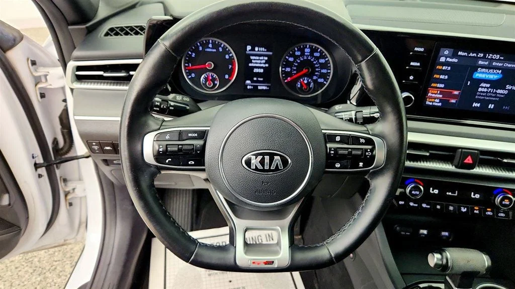 Used 2021 Glacial White Pearl Kia GT-Line Automatic AWD image 13