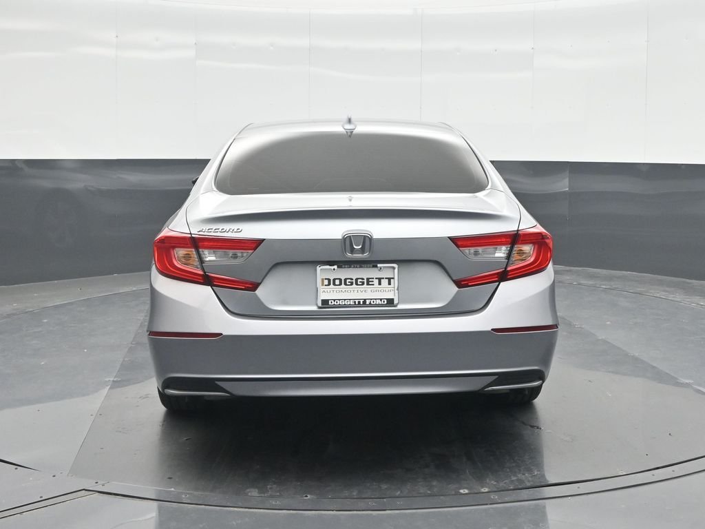 Used 2019 Silver Honda EX-L image 17
