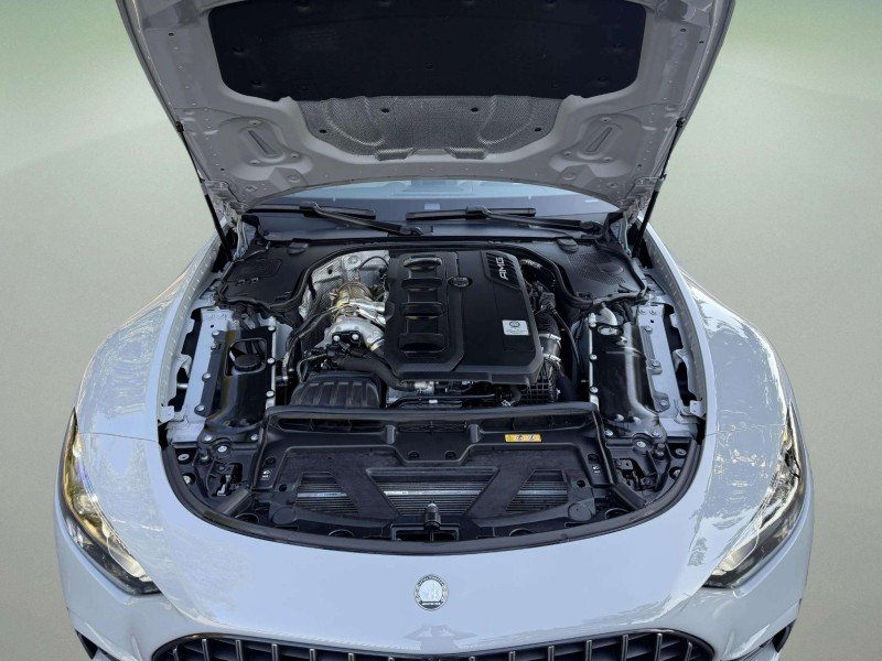 Certified Used 2024  Mercedes-Benz AMG® SL 43 image 22