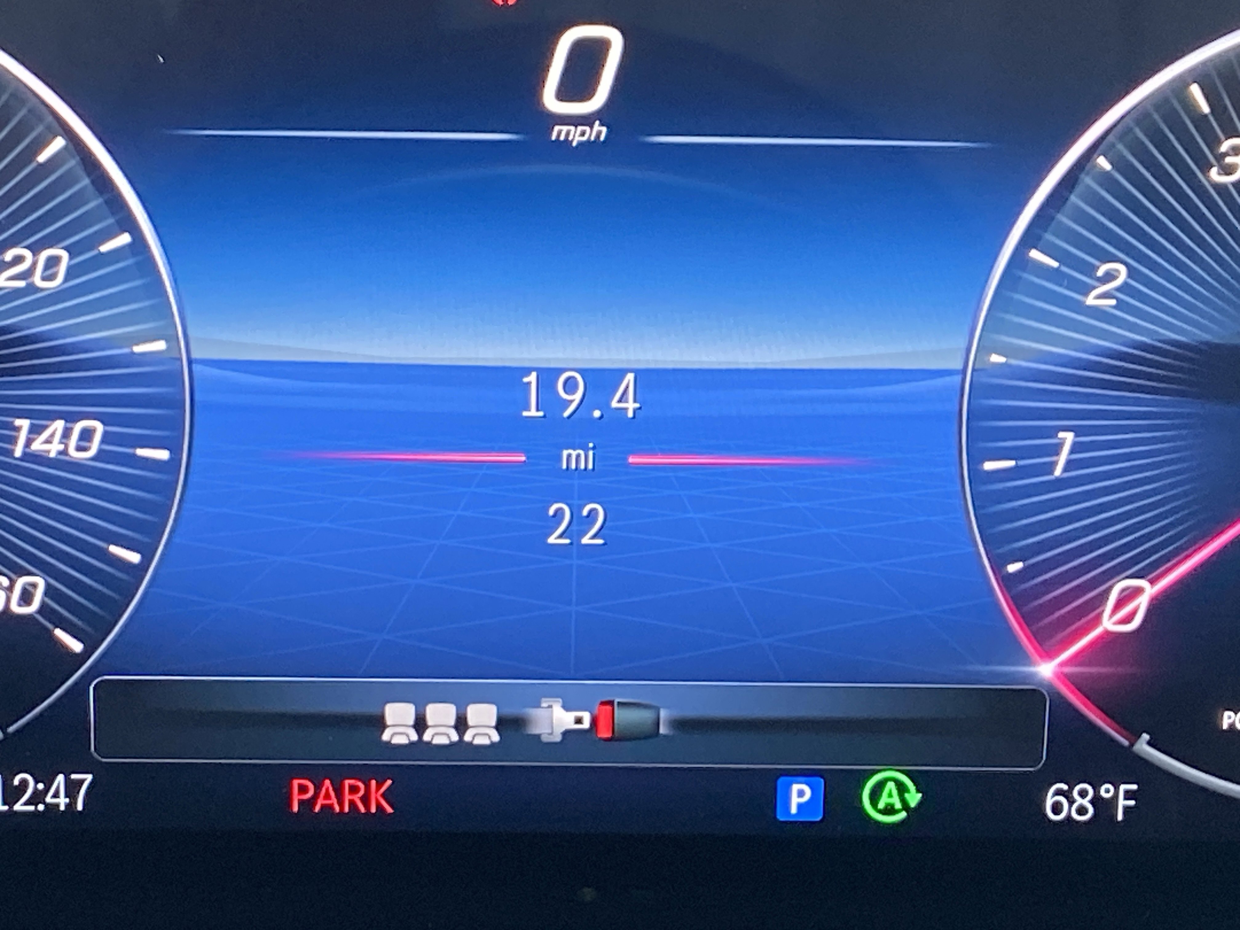 New 2026 Polar White Mercedes-Benz GLB 250 SUV image 23