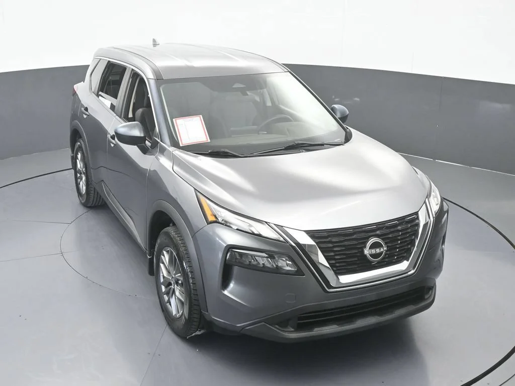 Used 2021 Gray Nissan S image 47