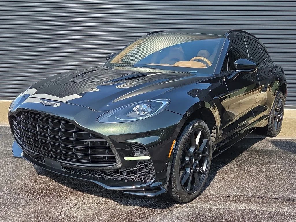 2023 Aston Martin DBX 4.0 V8 707 AWD's photo