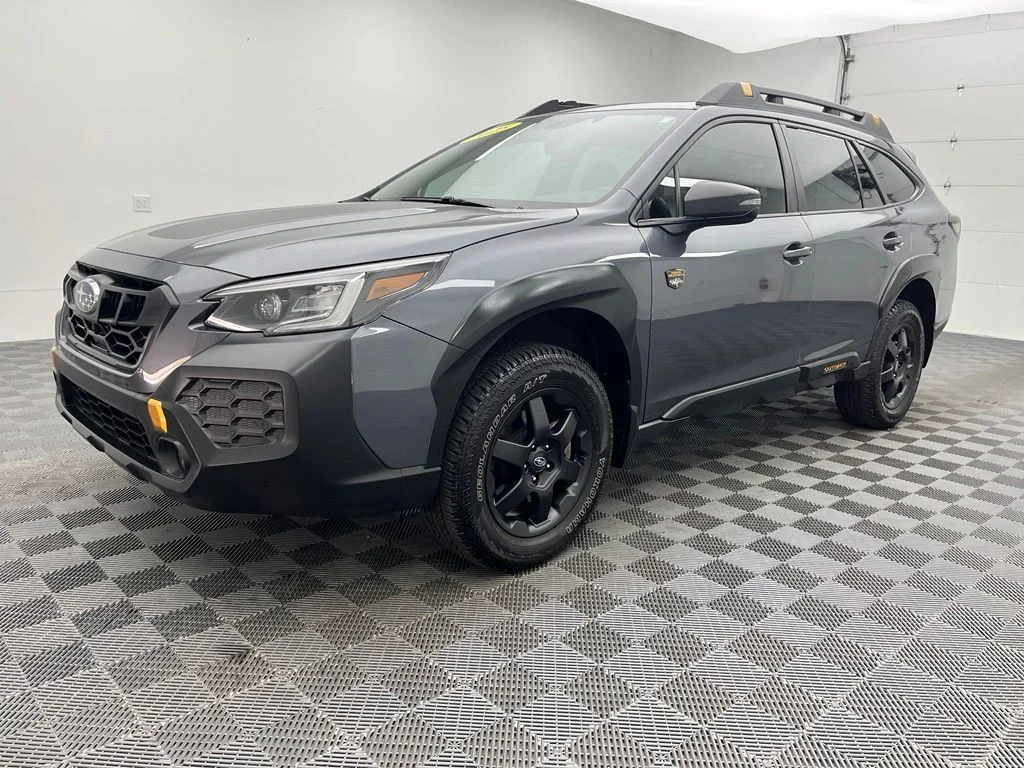 Used 2025 Gray Subaru Wilderness image 14