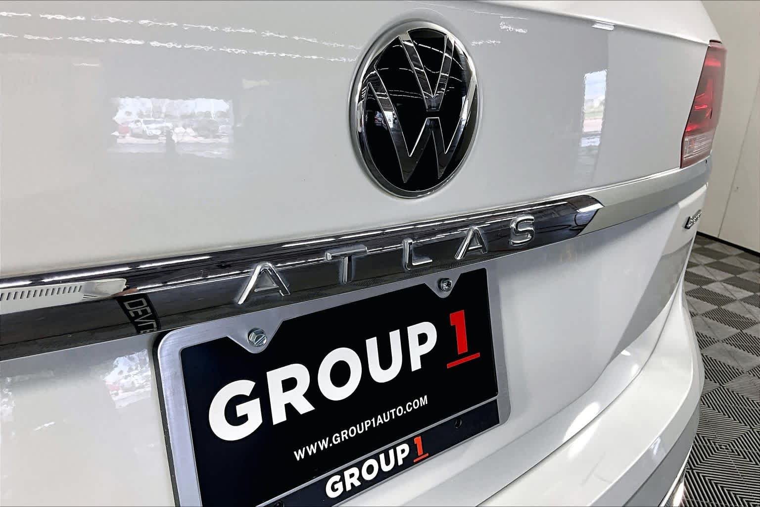 2023 Volkswagen Atlas SEL Premium R-Line - Photo 48