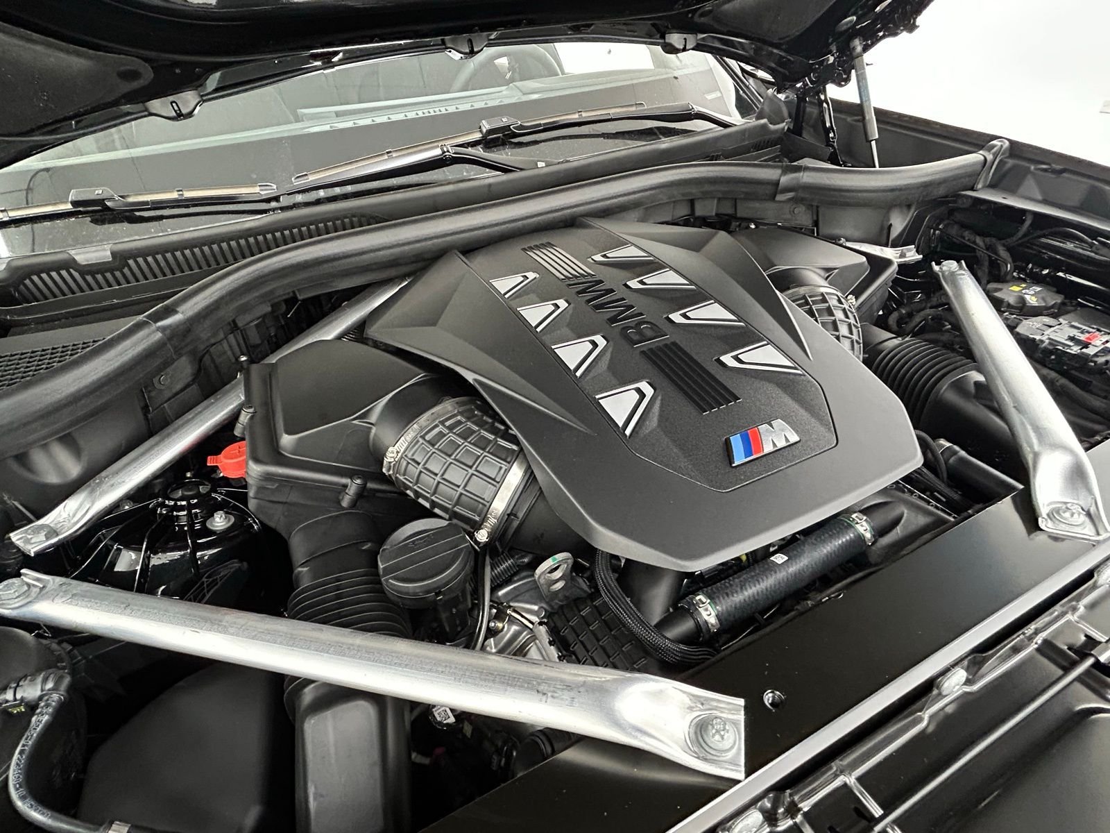 New 2026 Black Sapphire Metallic BMW M60i image 44