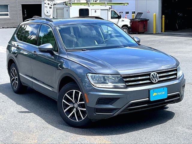 Used 2021 Gray Volkswagen 2.0T SE image 1