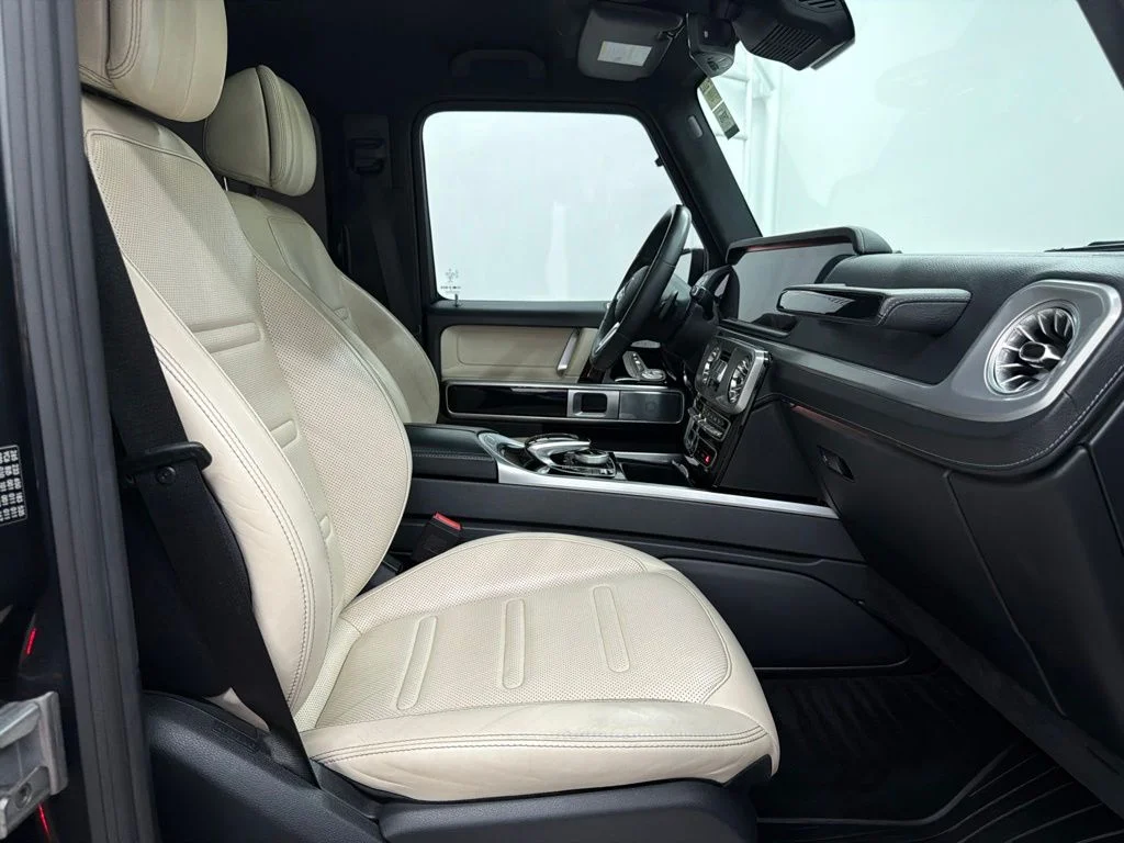 Used 2020 Black Mercedes-Benz G 550 image 30