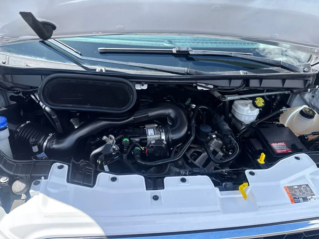 Used 2023 Oxford White Ford Base image 34