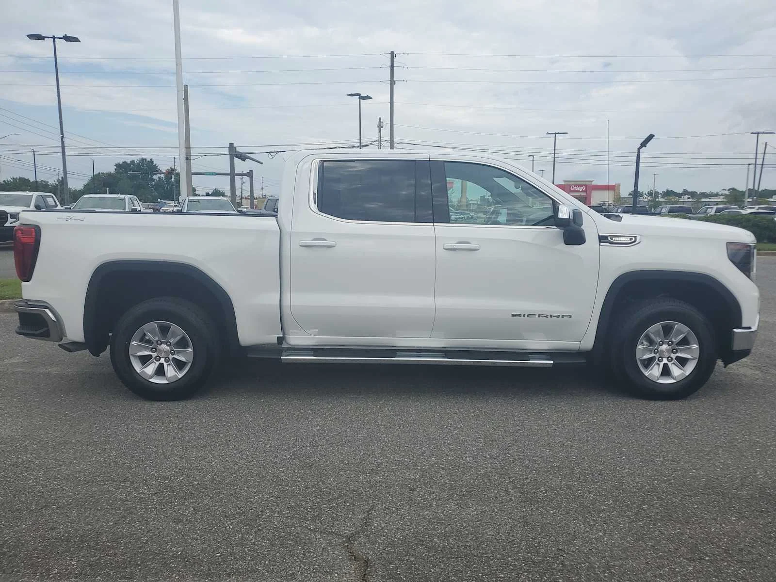 New 2026 Summit White GMC SLE image 7