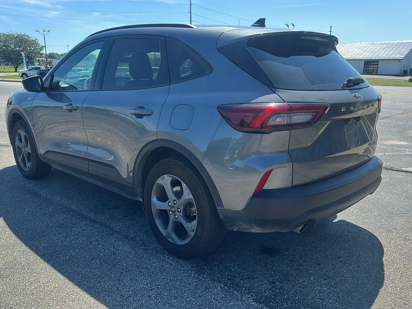 Used 2025 Carbonized Gray Ford ST-Line Select image 7