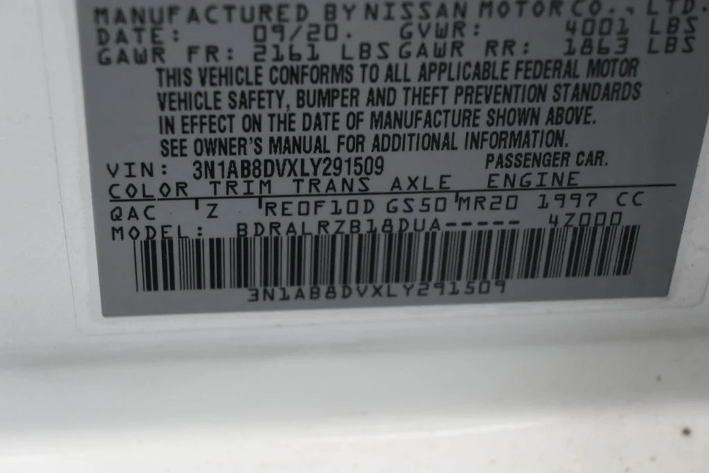 Used 2020 Aspen White Tricoat Nissan SR image 18