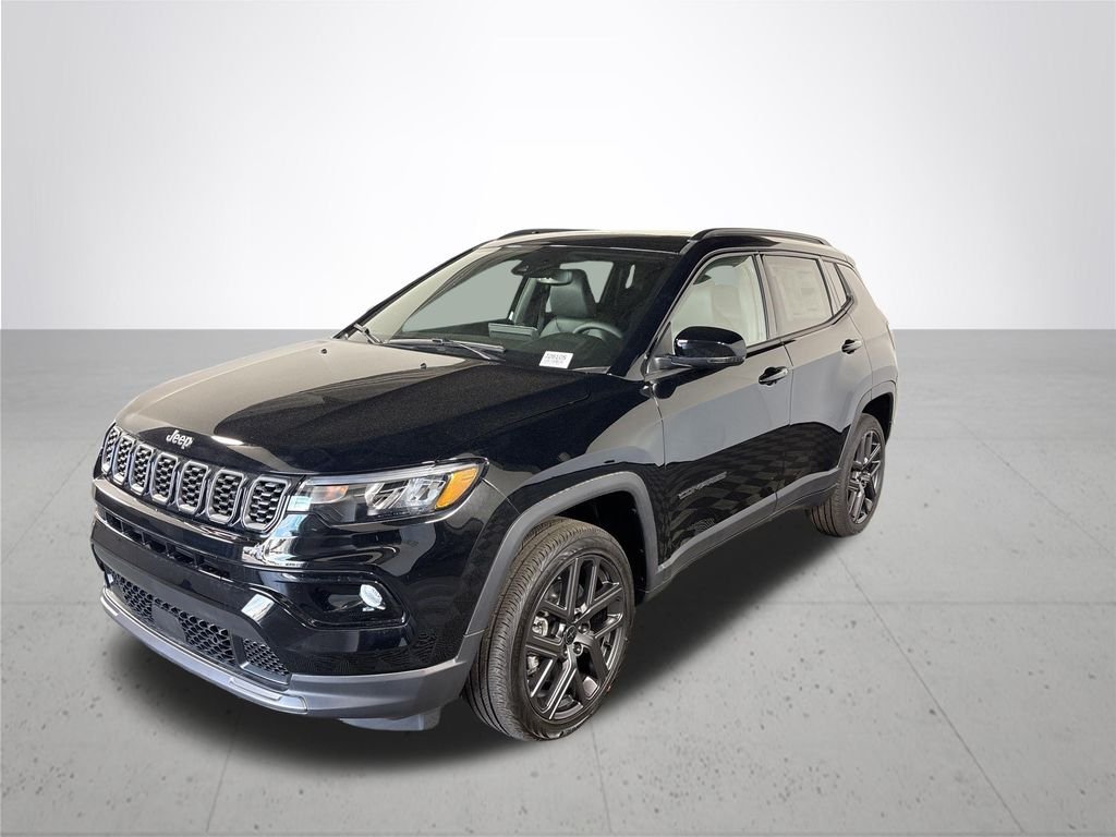 New 2026 Diamond Black Crystal Pearl-Coat Exterior Paint Jeep Limited image 2