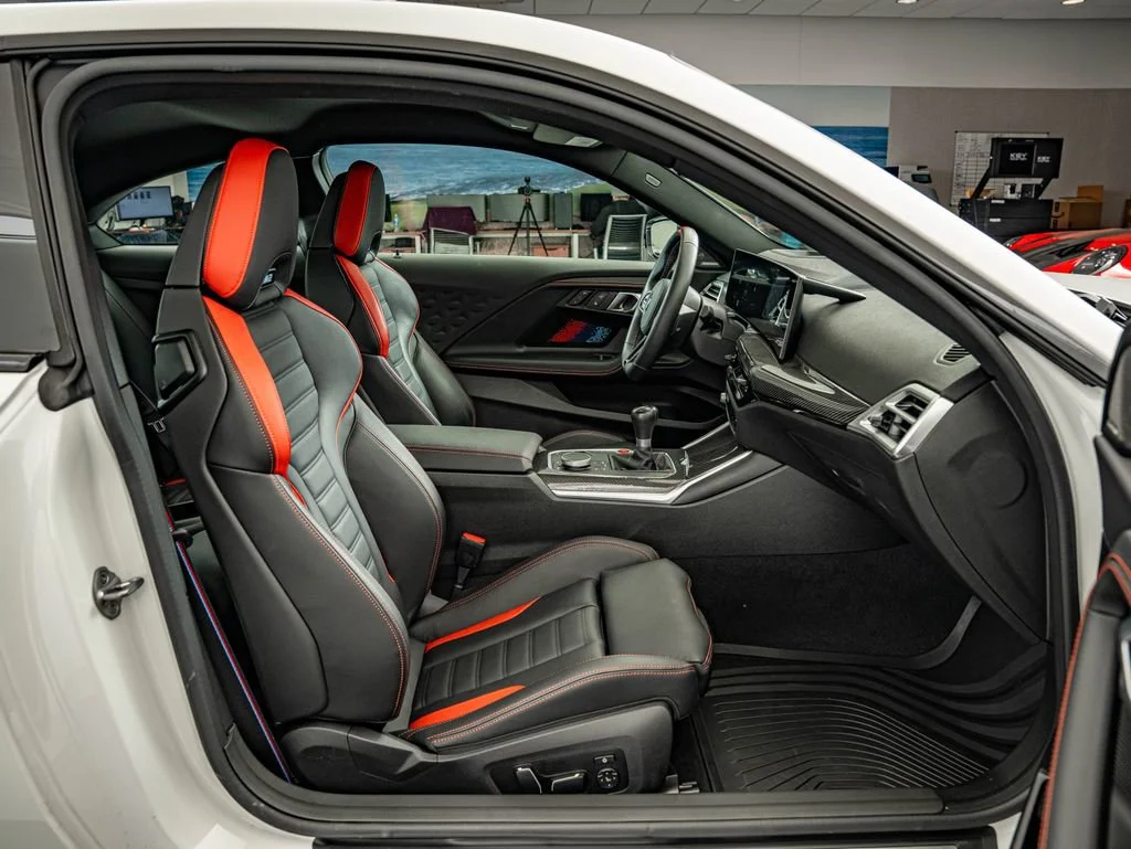 Used 2025 Alpine White BMW  image 42