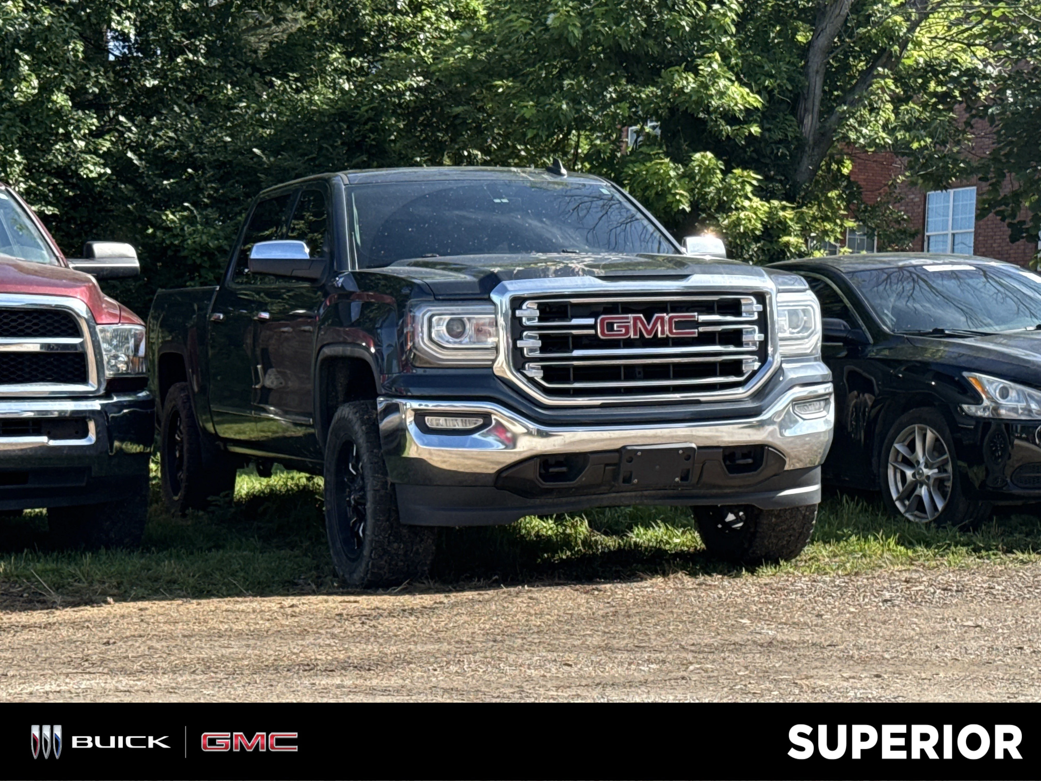 2018 GMC Sierra 4WD Crew Cab Short Box SLT's photo