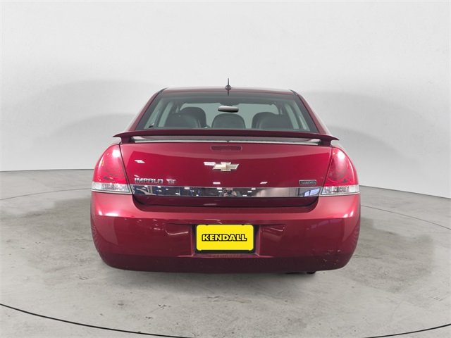 2011 Chevrolet Impala photo 3