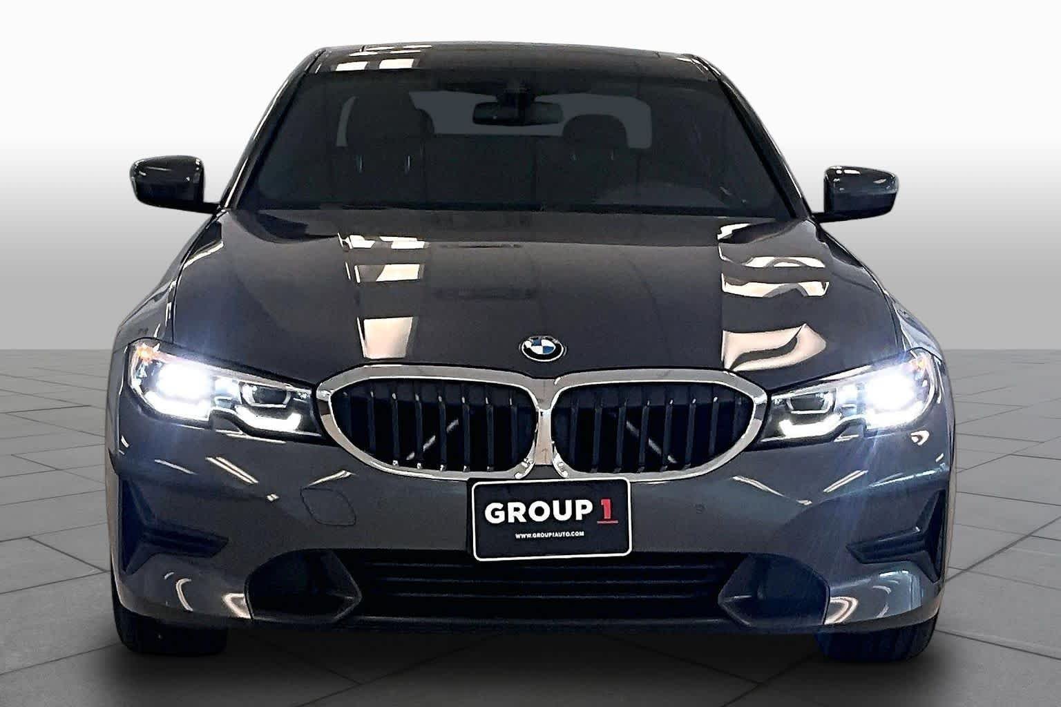 Used 2021 Mineral Gray Metallic BMW 330i image 3