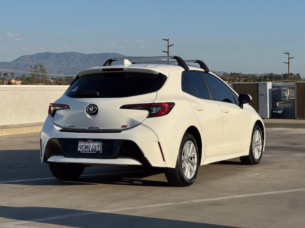 Used 2023 Ice Toyota SE image 32