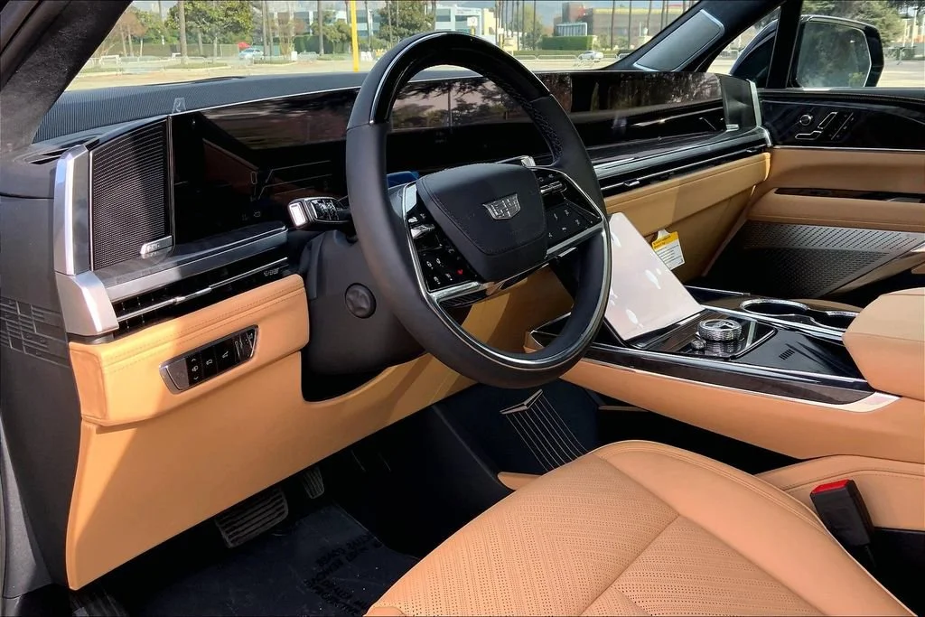 2025 Cadillac Escalade IQ Luxury 2 - Photo 9