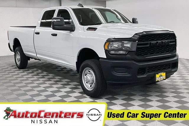 2024 RAM 2500 Tradesman 4X4 Crew Cab LWB's photo