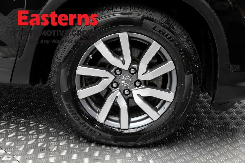 Used 2019 Black Honda EX-L image 31