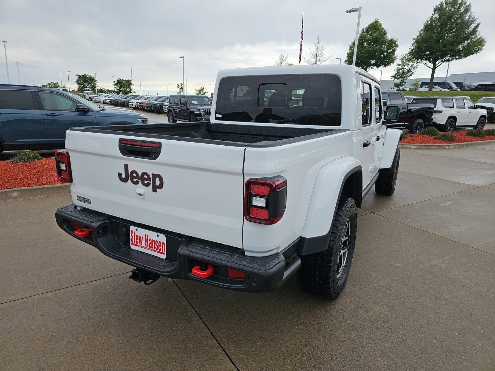 New 2026 Bright White Clearcoat Jeep Rubicon image 5