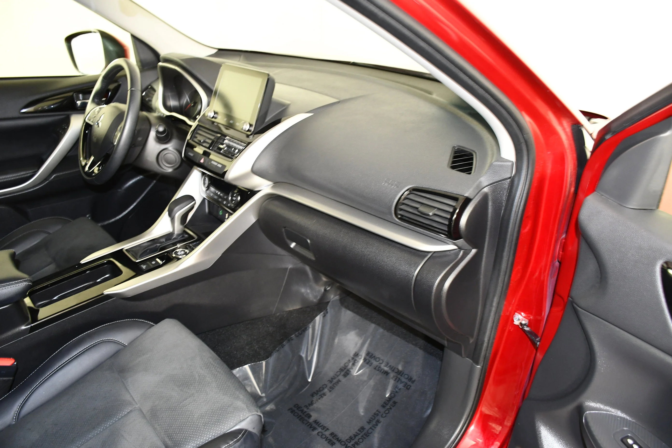 Certified Used 2024 Red Diamond Mitsubishi SE image 40