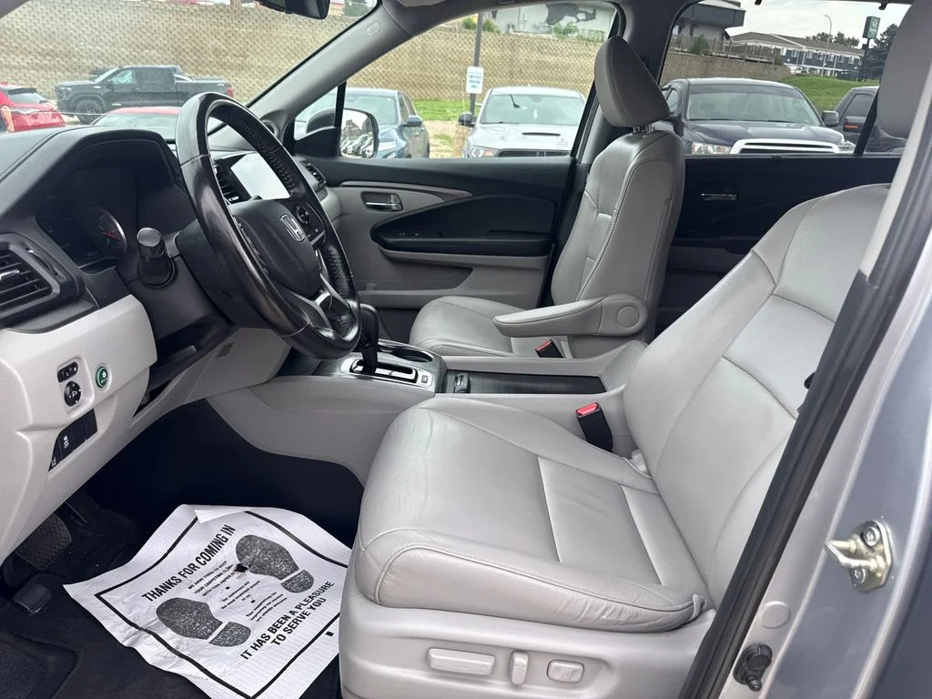 2020 Honda Pilot EX-L - Photo 9
