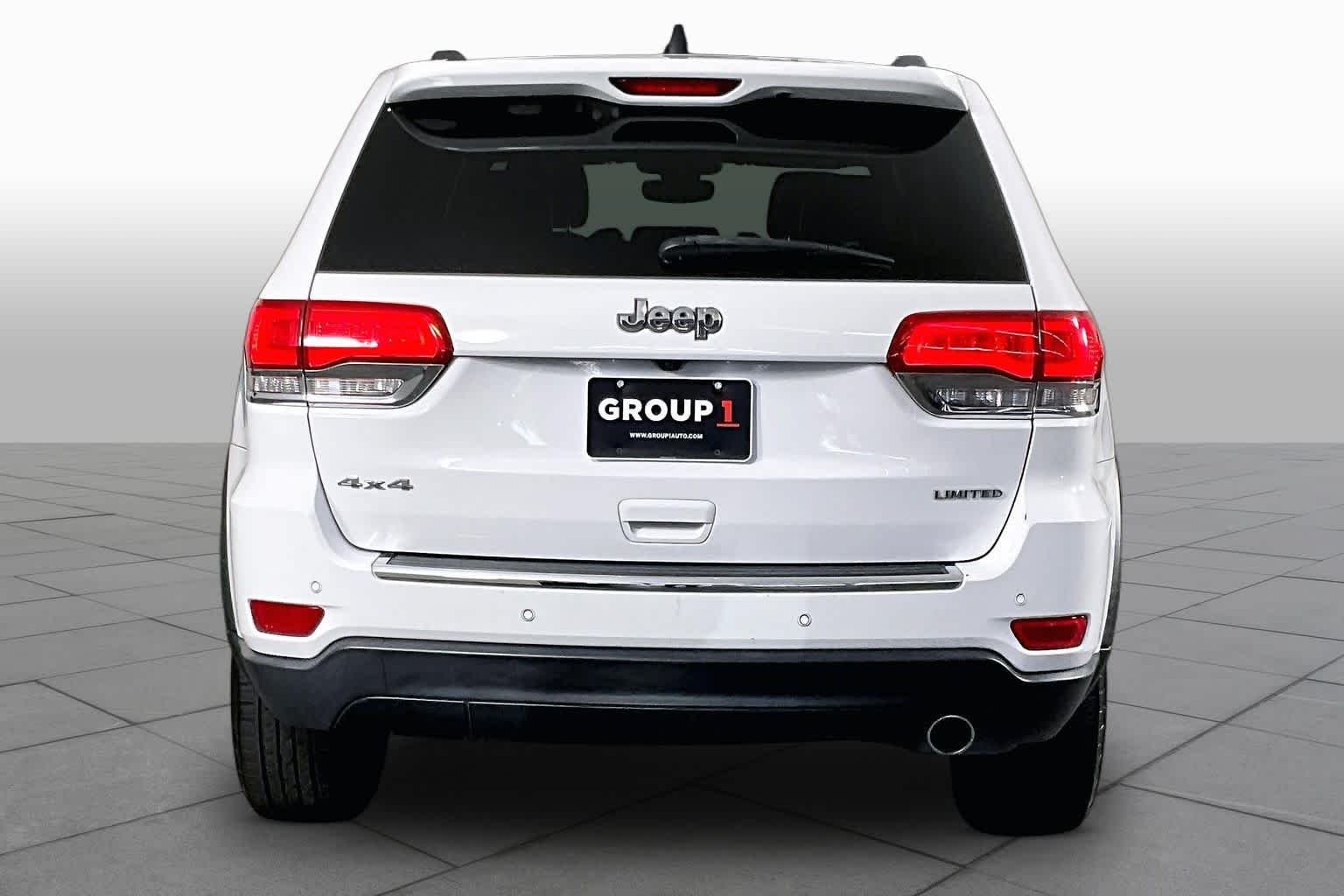 Used 2019 Bright White Clearcoat Jeep Limited image 5
