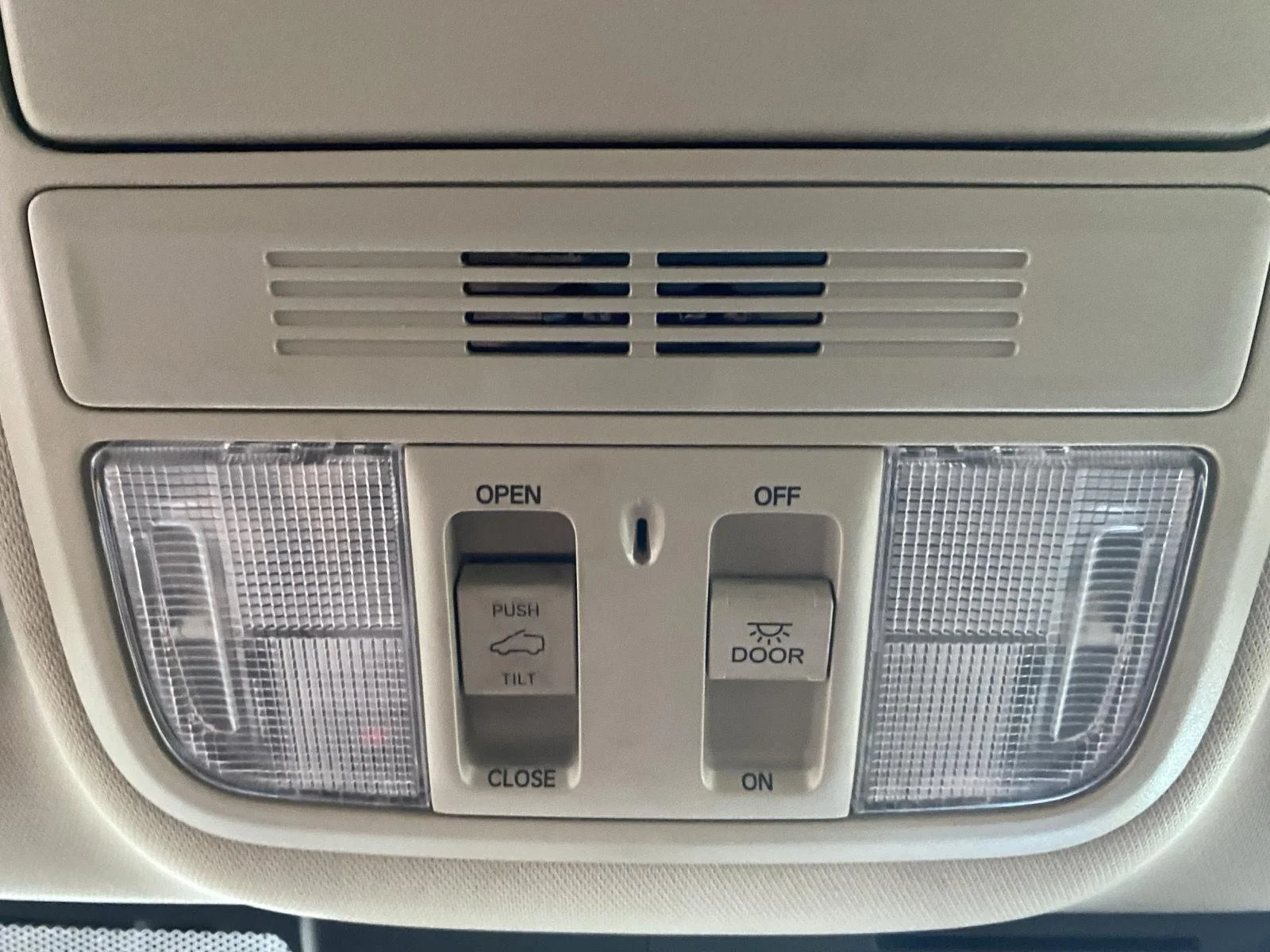 Used 2021 Platinum White Pearl Honda EX image 23