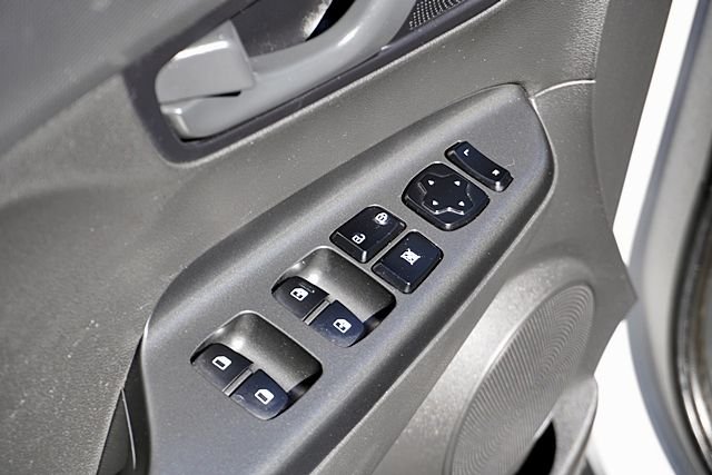 Used 2023 Silver Hyundai SEL image 22