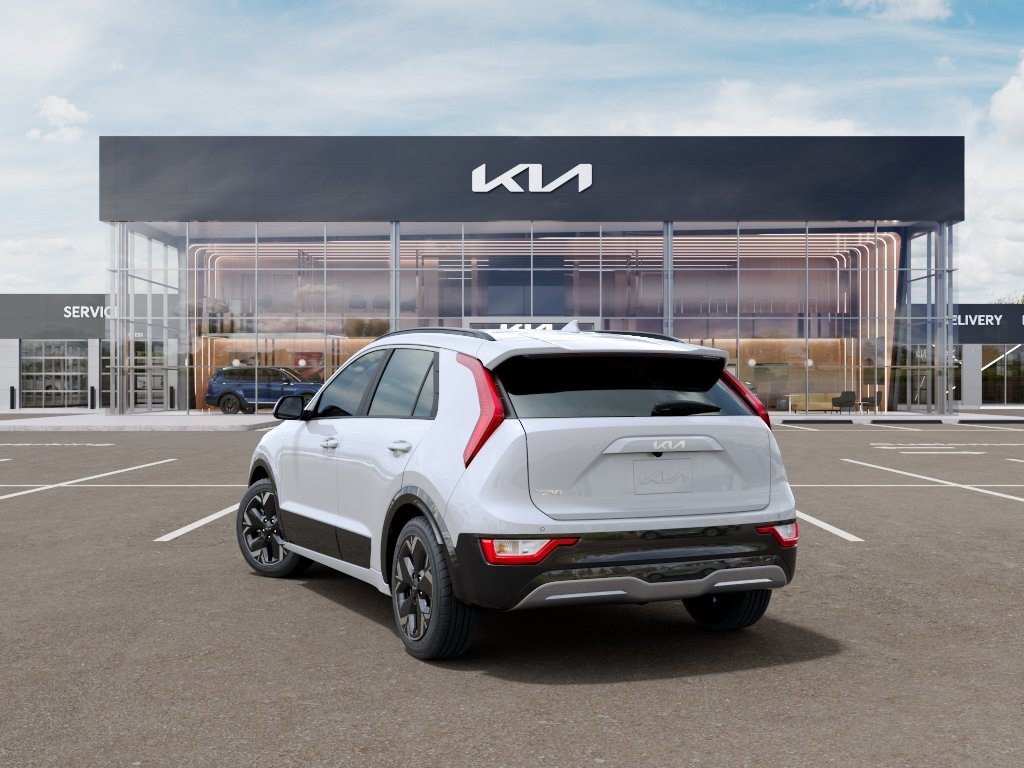 New 2026 Snow White Pearl Kia WIND image 4