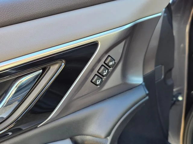 Used 2024 Gray Subaru Limited image 26