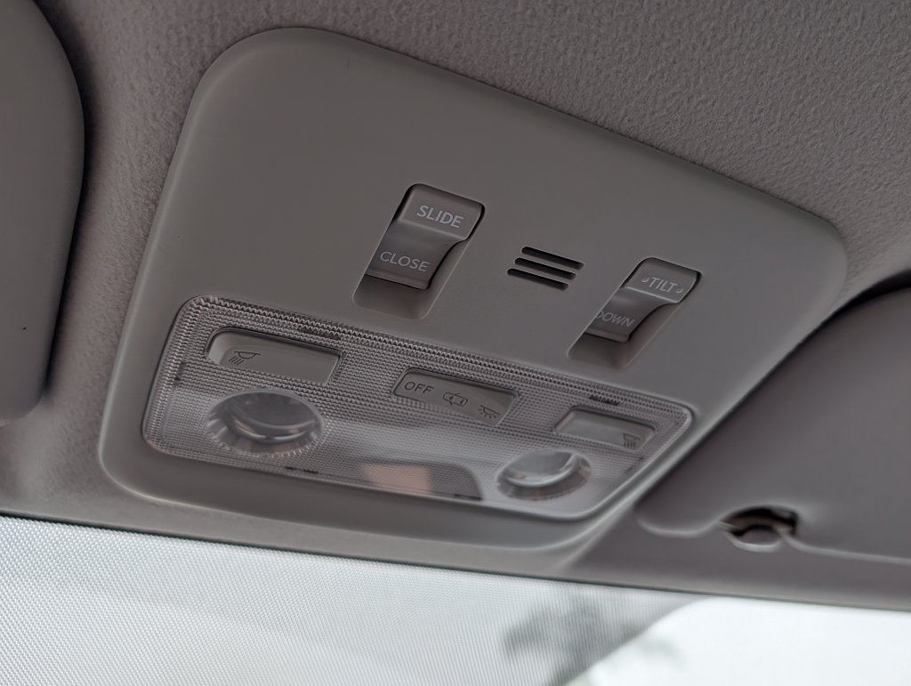 2013 Toyota Prius c Three - Photo 22