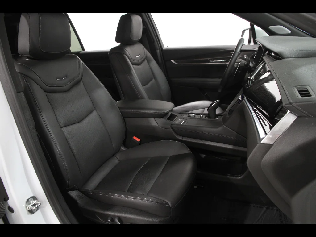 2024 Cadillac XT6 Sport - Photo 18