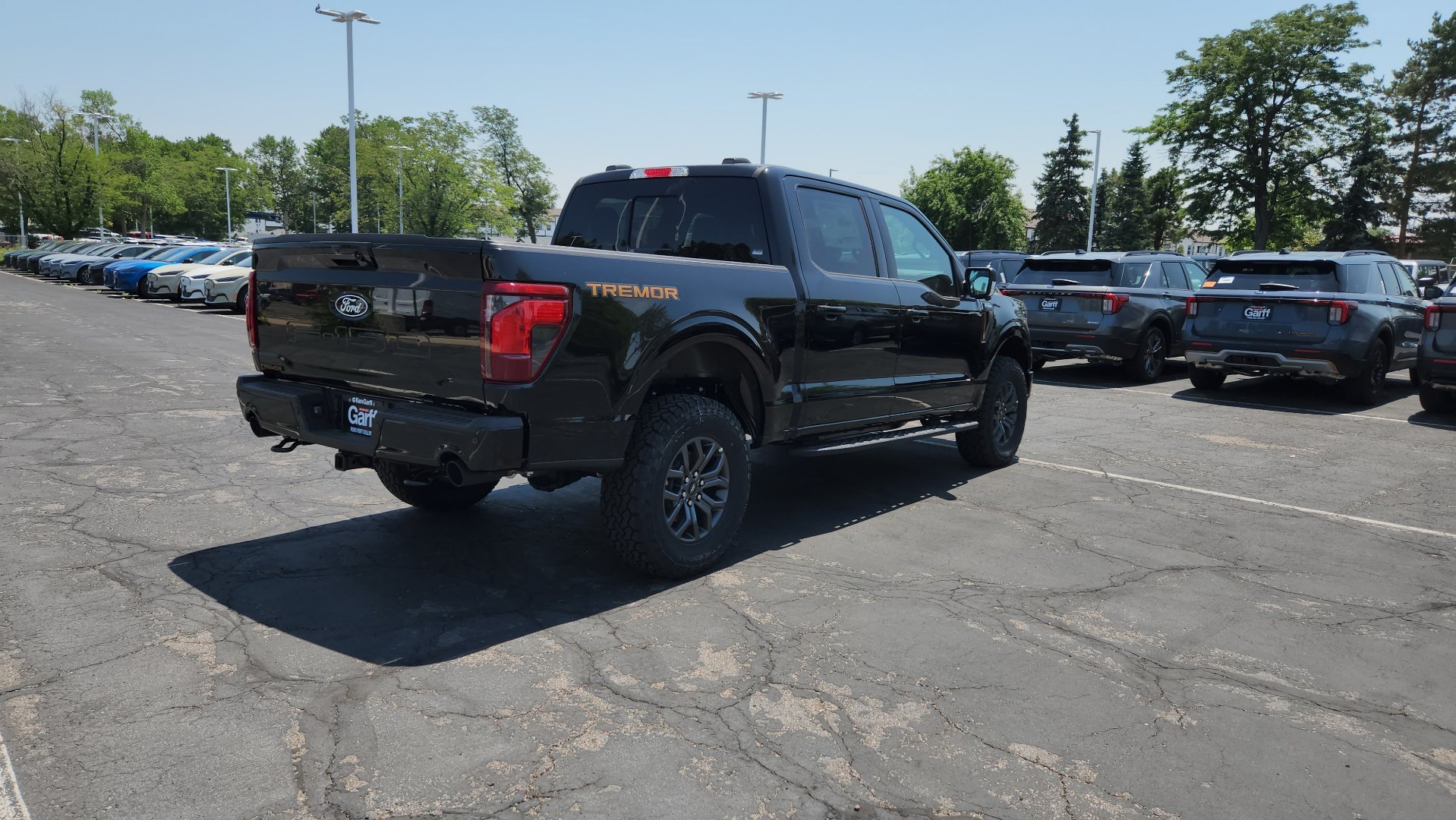 New 2026 Agate Black Metallic Ford Tremor image 7