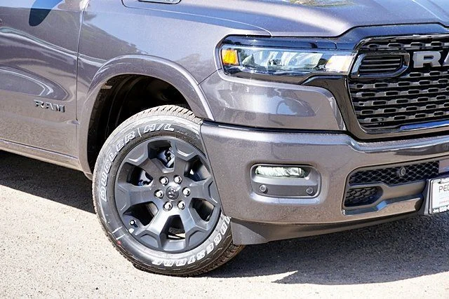 New 2026 Granite Crystal Metallic Clearcoat RAM Big Horn/Lone Star image 4