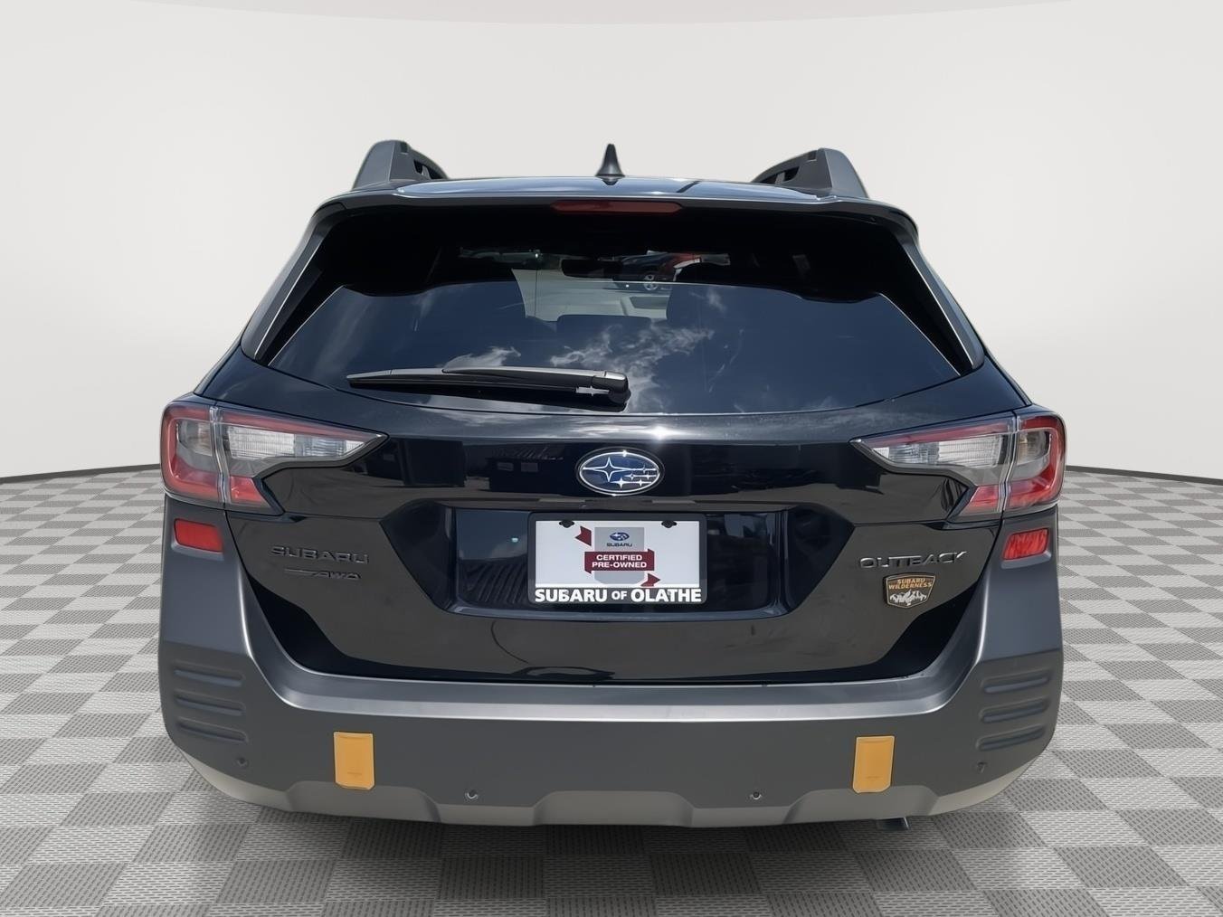 Used 2025 Crystal Black Silica Subaru Wilderness image 12