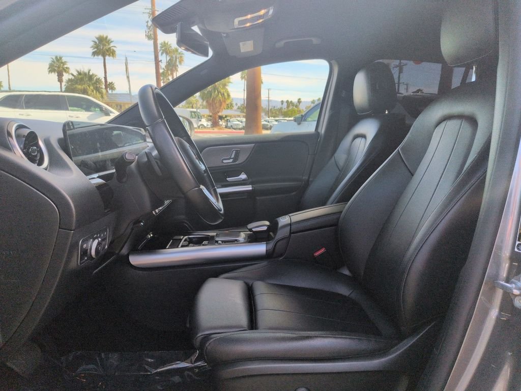 Used 2022 Gray Mercedes-Benz GLA 250 image 15