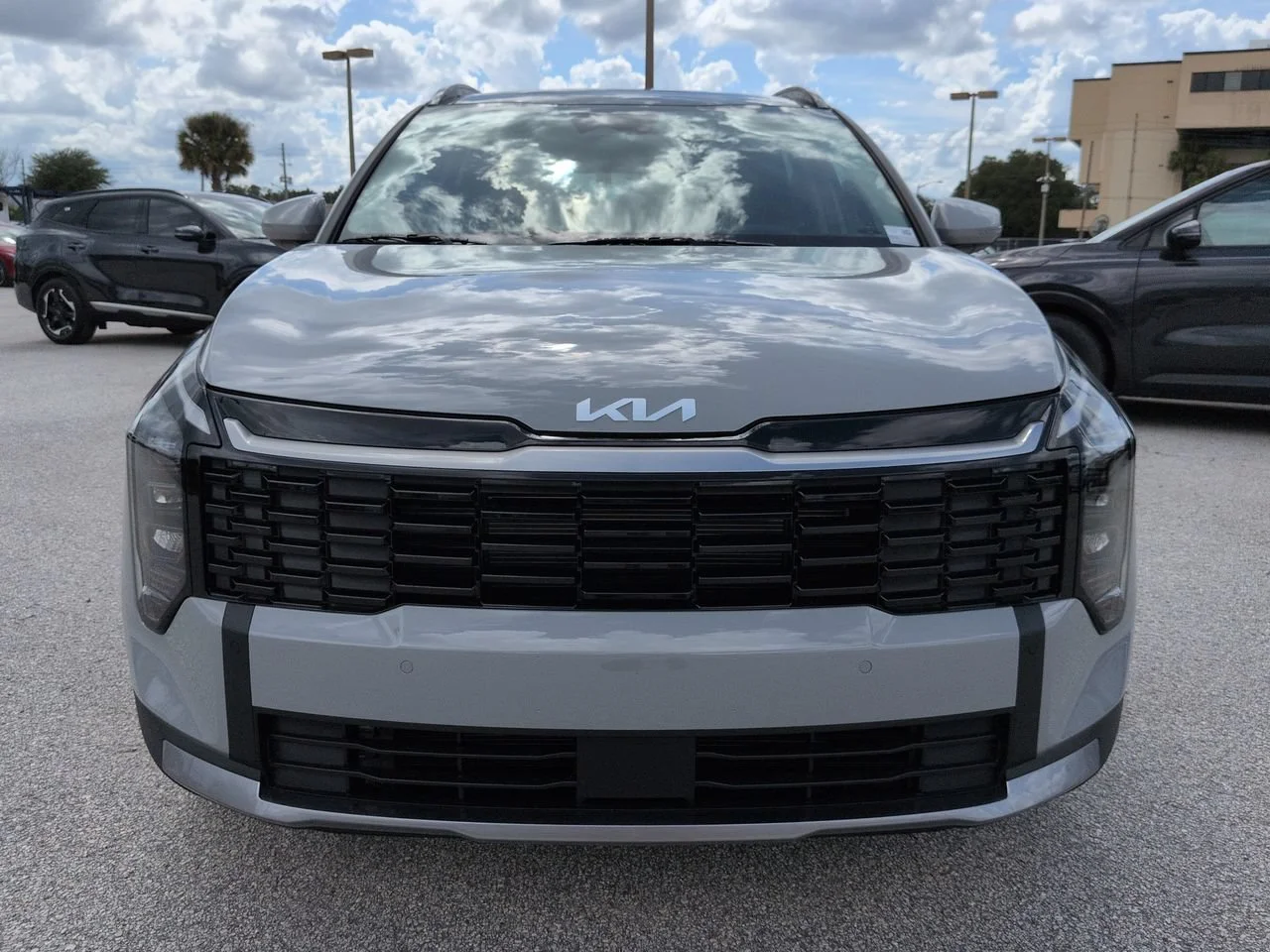 New 2027 Wolf Gray Kia EX image 9